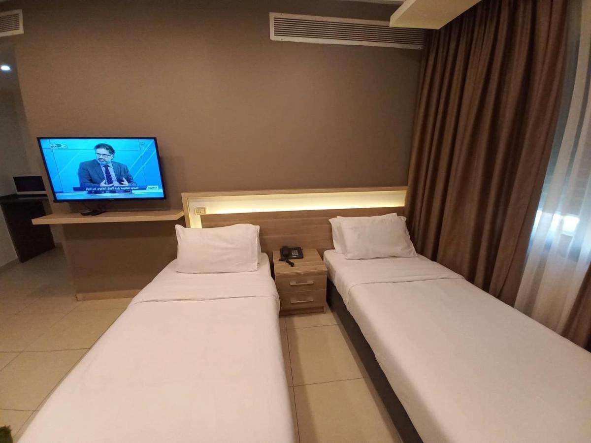 Lujain Hotel فندق النور واللجين Amman Exterior photo