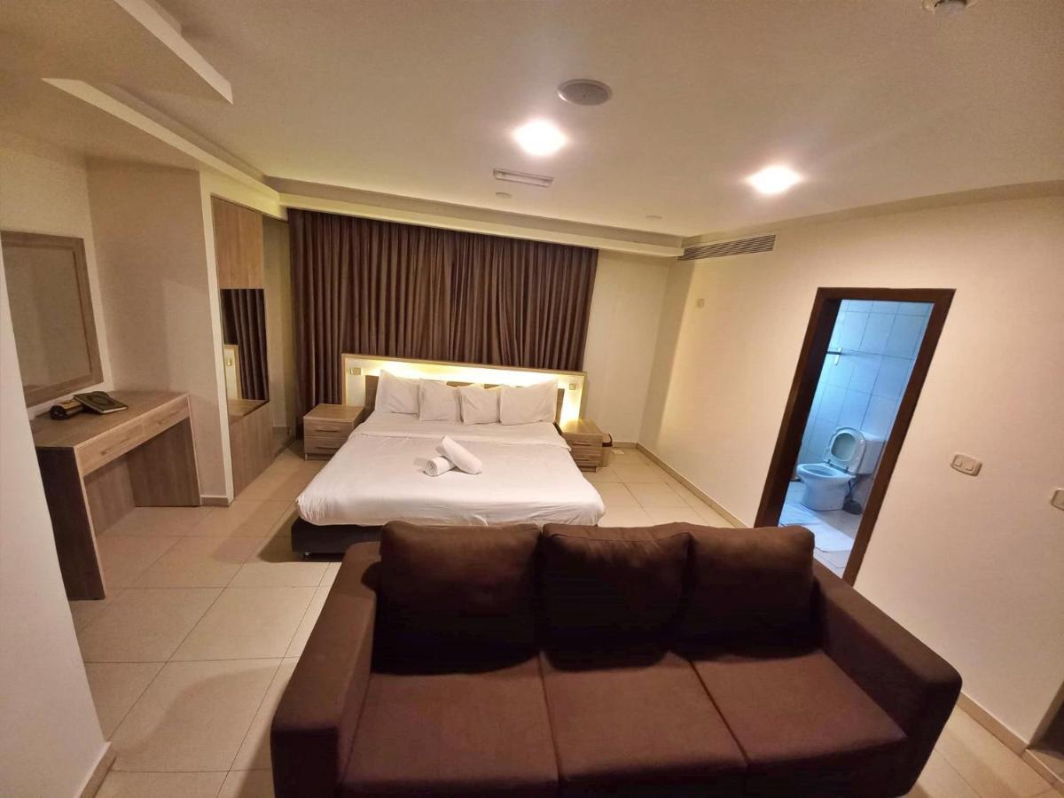 Lujain Hotel فندق النور واللجين Amman Exterior photo